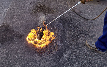 Dolgerdd flat roofing repairs