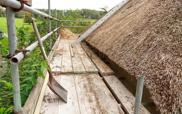 advantages of Dolgerdd thatch roofing